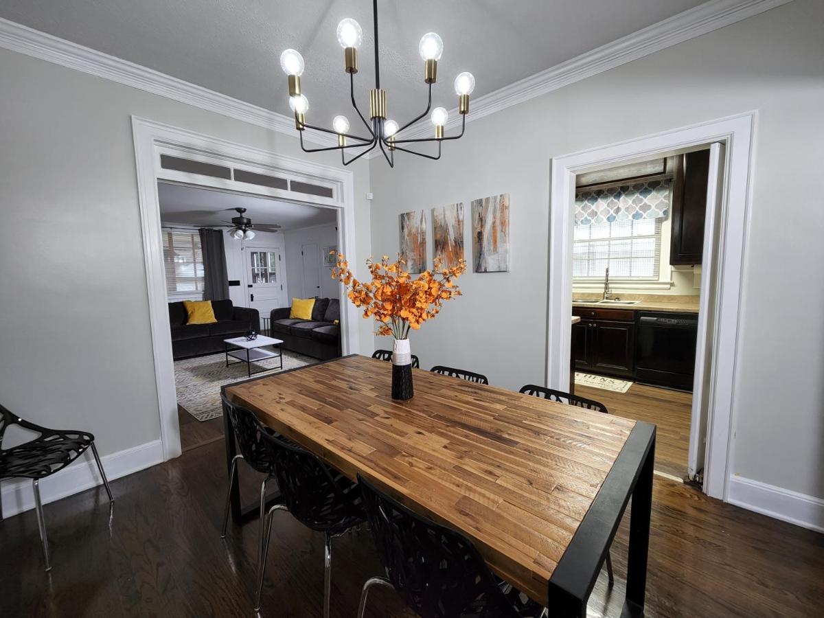 Spacious Centrally Located 3 Bed 2 Bath - Sleeps 8 มอนต์โกเมอรี ภายนอก รูปภาพ
