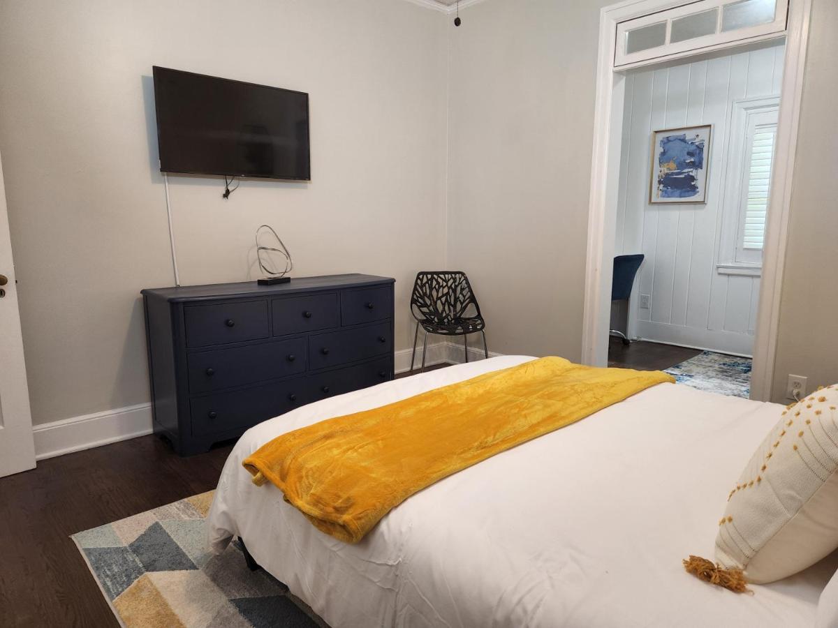 Spacious Centrally Located 3 Bed 2 Bath - Sleeps 8 มอนต์โกเมอรี ภายนอก รูปภาพ